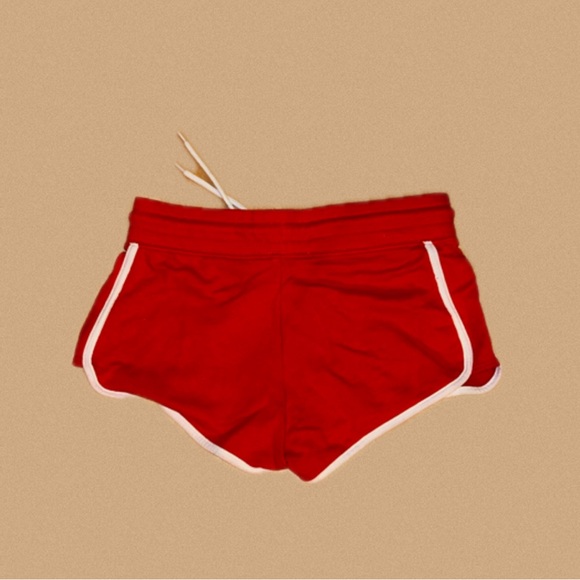 H&M women’s shorts. XS - Picture 2 of 3